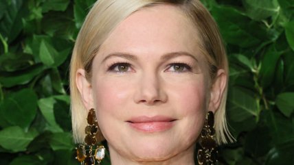 Актриса Мишель Уильямс - прическа