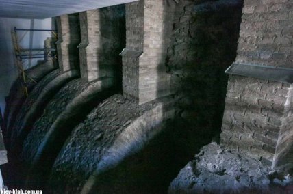 Золотые ворота являются символом столицы Украины