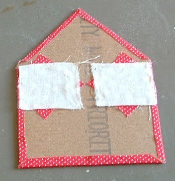 DIY: как сделать игрушечный дом из картона своими руками - изображение №9