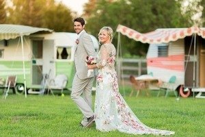 Звезда сериала "Беверли Хиллз 90210" вышла замуж