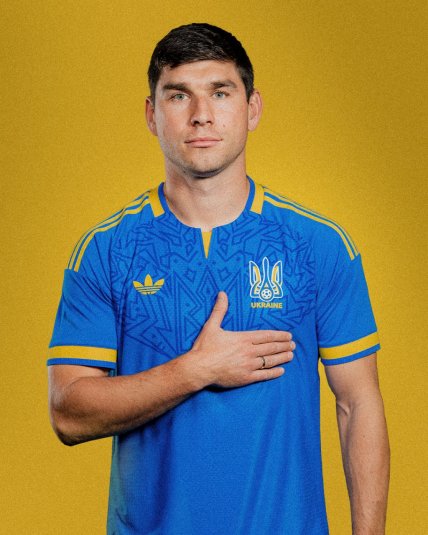 Новая футболка сборной Украины по футболу