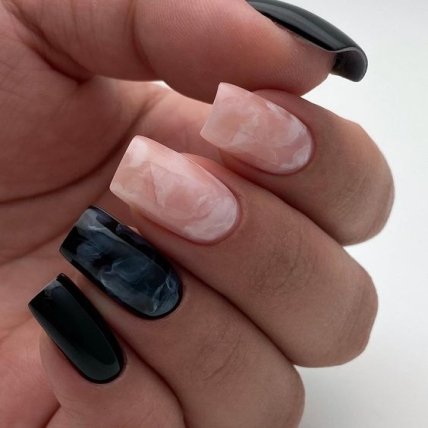 Мраморный маникюр