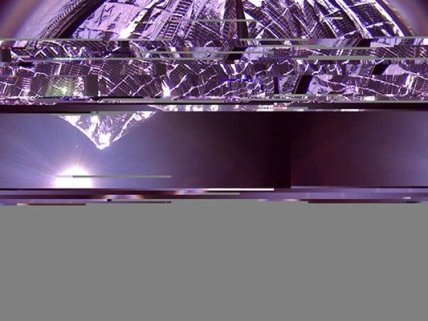 Спутник на солнечных парусах сделал первое селфи