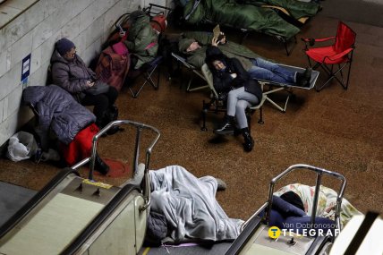 Люди ночевали в метро из-за удара РФ по Киеву 6.12.2025