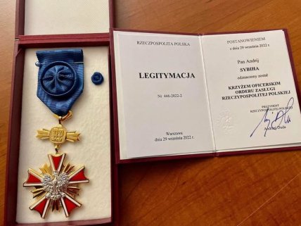Командорський хрест із зіркою Ордена За заслуги перед Польщею Андрія Сибіги