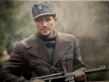 Евгений Нищук в молодости