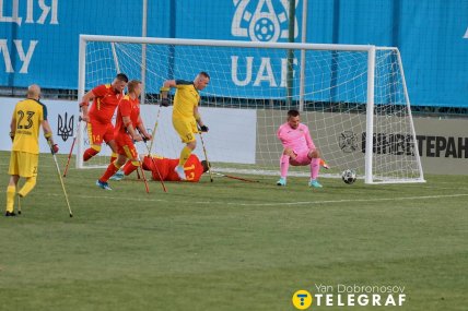 Чемпіонат України з ампфутболу