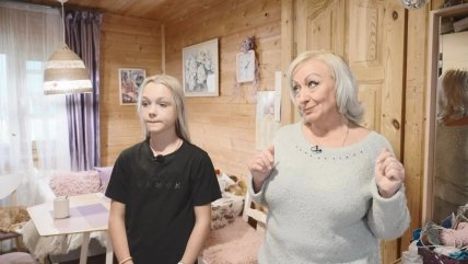 Елена Костылева с мамой Ириной