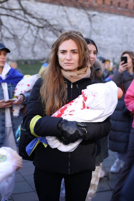 Акція українок проти вбивств дітей військовими рф