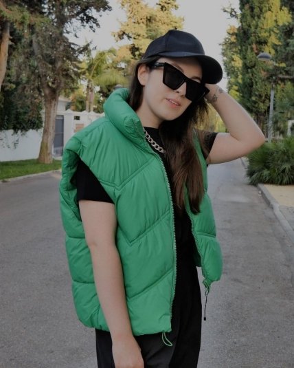 Стильний жилет на осінь 2022