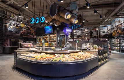 Магазин в стилі дизельпанк є цікавим місцем в Харкові