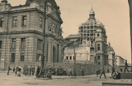 Вокзалы во Львове в 1941 году