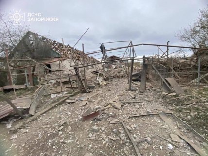 Последствия обстрела пригорода Запорожья
