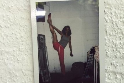 Кэти Холмс приятно удивила фанов своей эффектной растяжкой