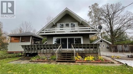 Дешевый дом в Канаде на нудистском курорте фото