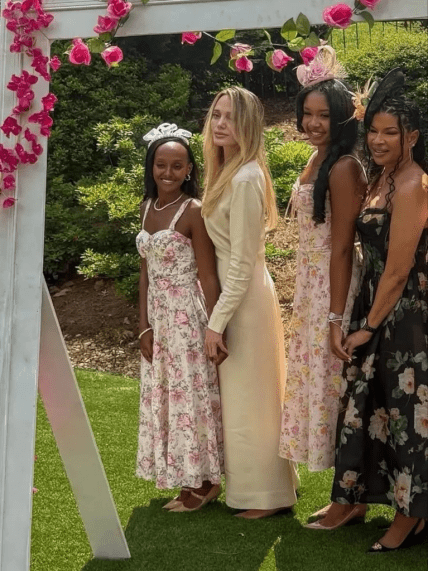 Анджеліна Джолі з дочкою