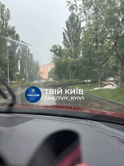 Наслідки негоди у Києві 6.08.2025