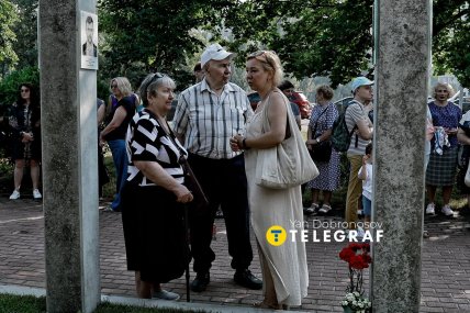 В Деснянском районе открыли Аллею Героев