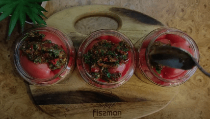 Як закрити помідори половинками рецепт на зиму