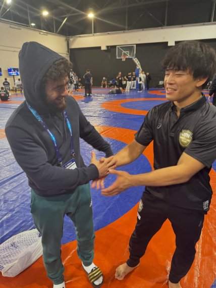 Ісмаїл Мусукаєв та Йошиносуке Аоягі у Загребі після скандалу