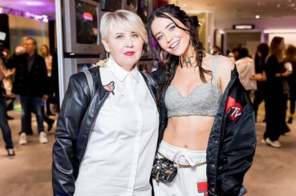 Надя Дорофєєва мама