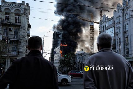 Пожежа у медцентрі Добробут у Києві на Олімпійській