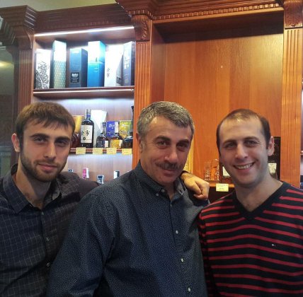 Комаровський з синами