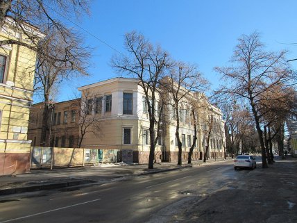 Дом № 11 на улице Жон Мироносиц в Харькове