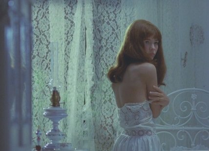 Кадр из фильма "Валерия и неделя чудес"