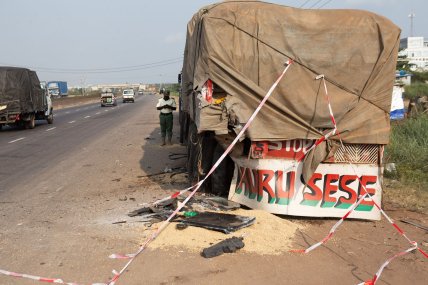 Вантажівка, в яку врізалося авто з Джошуа