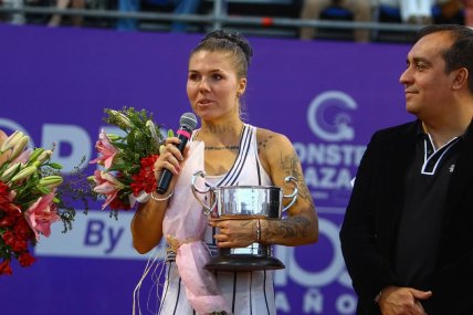 Александра Олейникова фото