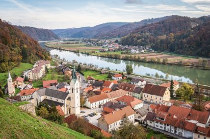 Севниця, рідне місто Меланії Трамп