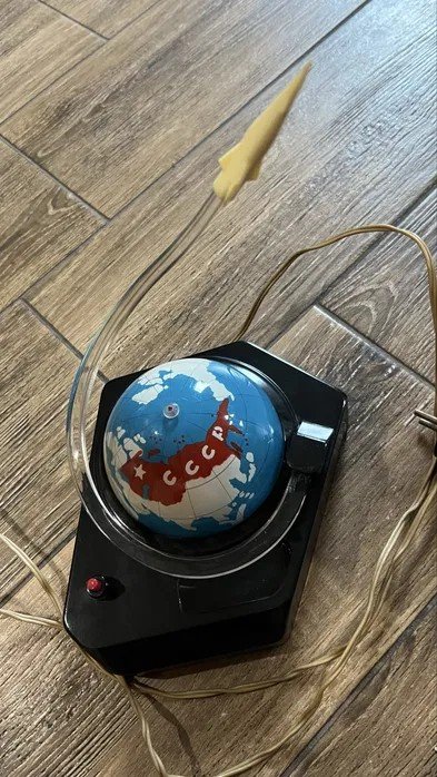 Советский знаковый светильник Ракета