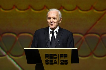 Энтони Гопкинс