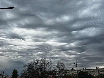 Облака Undulatus asperatus