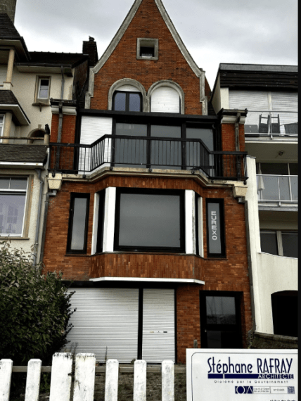 Як виглядає новий будинок Бріжит та Еммануеля Макронів