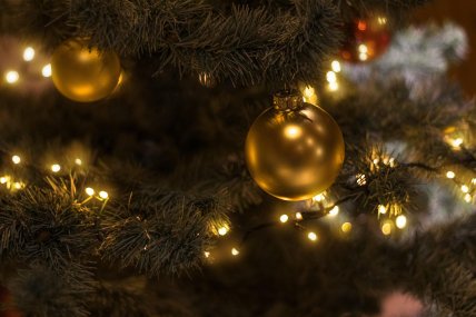 Гирлянда на елке, Рождество, Новый год