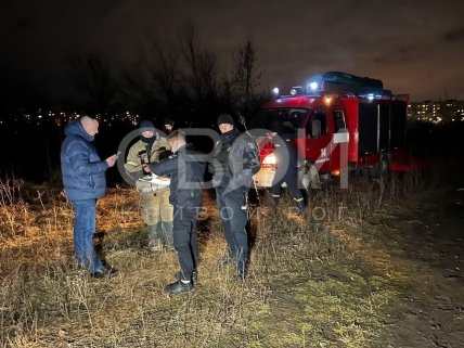 Дівчата провалилися під кригу у Кривому Розі