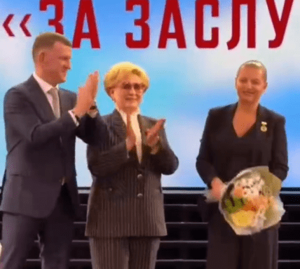 Маргарита Симоньян без перуки