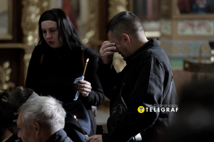 Люди не стримували сліз. Фото Ян Доброносов/"Телеграф"