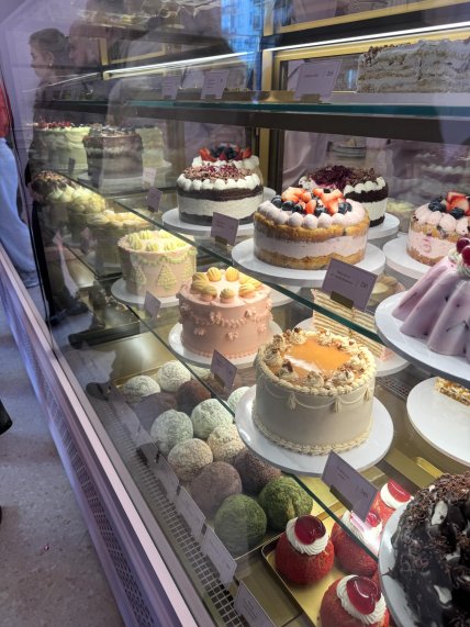 Ассортимент в кафе