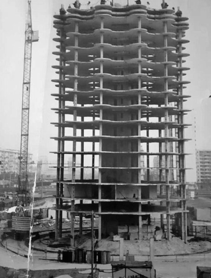 Как строили дом-кукурузу на Оболони - старые фото Киева