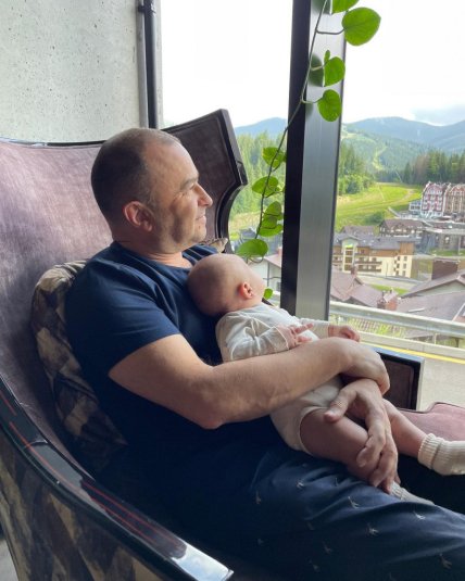 Виктор Павлик с сыном Мишуткой 