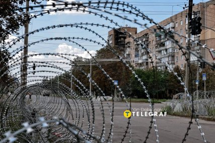 Колючий дріт у Краматорську. Фото Ян Доброносов "Телеграф"