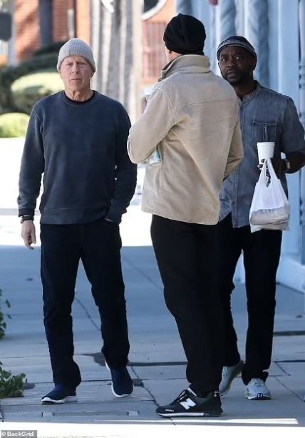 Брюс Уиллис