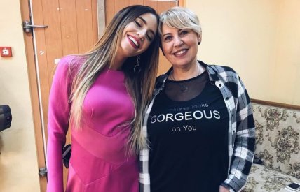 Надя Дорофєєва мама