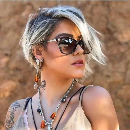 стрижка піксі