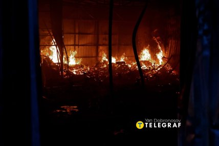 Полум'я охопило ринок Почайна