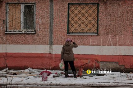В будинку дивом вціліло скляне вікно