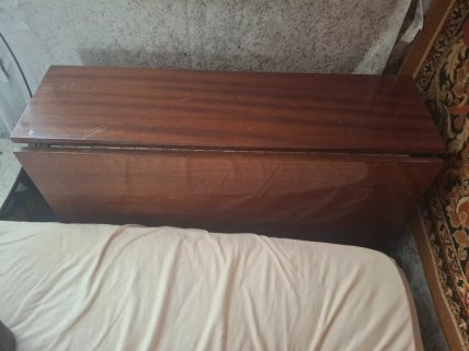 Полированный стол-тумба времен СССР